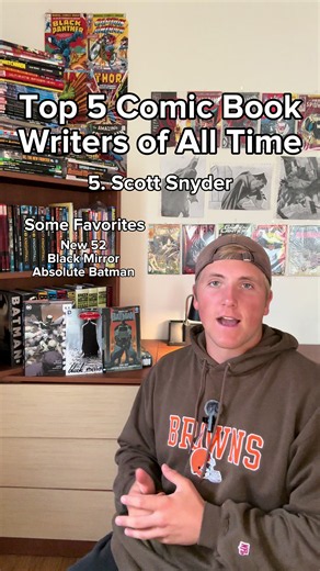 Top 5 Comic Book Writers of All Time — Snyder, Johns, Morrison, Loeb, Miller