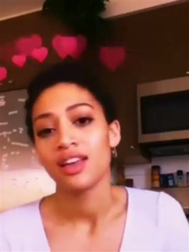 Throw it back to Sam singing, lol❤️ #samanthalogan #oliviabaker #explorepage #allamerican #thecw #laylakeatingedit #spencerjames