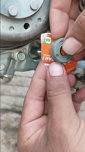New Bike Oil Leak Problem 🔥 | Gear Shaft Oil Seal Fitting Ka Best Tarika | Mechanic Tips