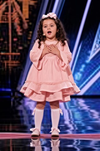 💖🔥 America's Got Talent! This 5-Year-Old Started Singing Frank Sinatra, Everyone Knew They Were Witnessing Something Special!