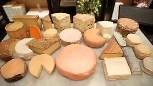 2.2K views · 60 reactions | *INTRODUCING* Daniel Boulud Kitchen – our delicious new concept designed to bring the culinary legacy of Chef Daniel Boulud to your home! We are so excited to share our weekly menus of contemporary French classics, all prepared in our kitchen. A portion of all sales will go directly to benefit our staff foundation, #HandinHand. Now accepting orders! To learn more, visit www.danielbouludkitchen.com | Restaurant Daniel | Facebook