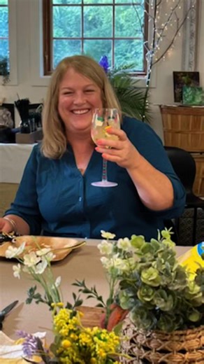 An adult celebration with art, wreaths, wine, and cake! #adultworkshops #handmadegifts #adultartworkshops | Free Range Art Studio Adults