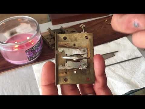 Antique Roll Top Desk ~ Key Making!