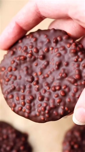 1.1K views · 649 reactions | Quick 3-Ingredient Quinoa Crunch Bites...