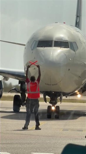 Delta Air Lines Aircraft Pushback and Taxi Aviation Action | Delta Air Lines Jet Moving to Runway