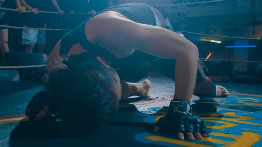 101 校园格斗大赛帅气男同学VS帅气男同学不敌对方被打败ko晕眩第二场