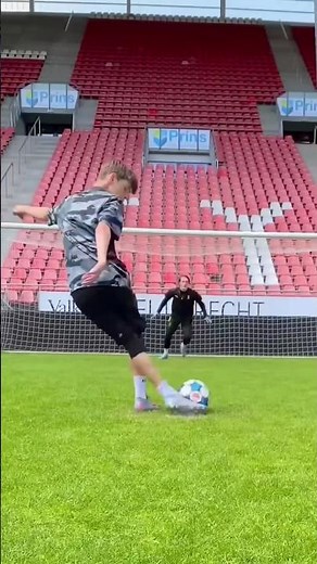 The Best Penalty Kick Tutorial ☄️⚽️ #football #soccer #skills