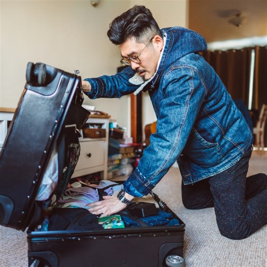 Checked Luggage vs. Carry-Ons: Which Should You Take?