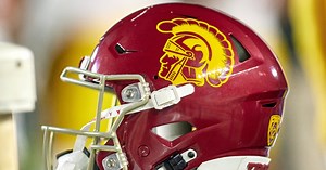 USC linebacker hits NCAA transfer portal