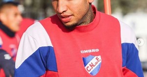 Quem foi Juan Izquierdo, jogador do Nacional que morreu após passar mal em partida da Libertadores