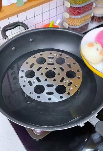 Stainless Steel Folding Steam Rack for Easy Cooking