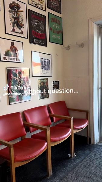 HUNTER & GUNN BARBERSHOP A timeless classic. More than just a haircut — it’s a place people look forward to coming back to. A place where conversations happen, confidence is built, and the craft of barbering is respected. For many, it’s more than a barbershop. It’s their favourite place to be. 📍 Winnipeg, Manitoba Two locations 329 Pembina hwy 567 Broadway - Open 7 days a week - #winnipegbarbers #winnipeg #barbershop #hunterandgunn #manitoba