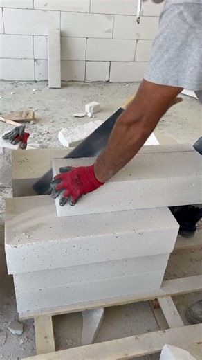 El testeresiyle ytong kesmeye devam