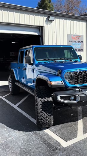 Llumar Air80 combined with SelectPRO Pinnacle is always a winner! We Are Professional Shade! Give us a call or TEXT TODAY! 📲 912-228-8582 https://highnoontintstudio.com 📱 💻 🖥️ #viral #fyp #highnoontint #work #hot