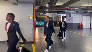 CDMF 2023 -Angleterre- Haïti , les grenadières sont arrivées au Suncorp Stadium de Brisbane en Australie . Matchday : samedi 22 juillet 2023 19h30 (Heure locale) 5h30AM ( Heure haïtienne) #Guerrièresetfières Tous derrière nos Grenadières qui joueront en rouge! Yon ekip, yon misyon, Grenadyealaso #Beyondgreatness | FHF - Fédération Haïtienne De Football