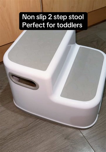 The Perfect Double Step Stool for Toddlers