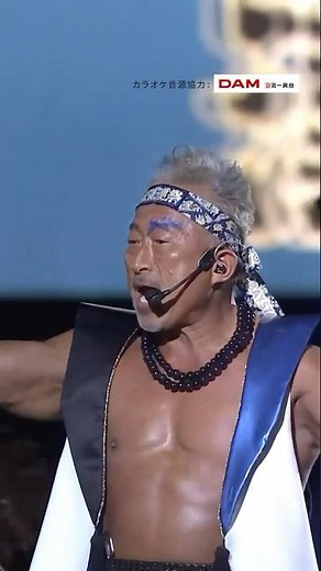 『横濱漢祭2025』応援総長・角田信朗さん「倍倍FIGHT!」熱唱🔥