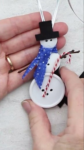 Easy DIY Button Snowman Crafts (3 Ways!) ☃️ #easycraft #snowmancraft