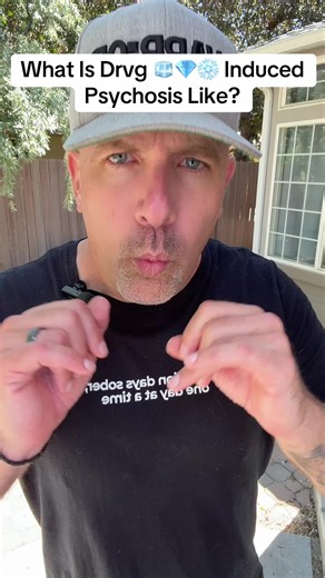 What substance induced psychosis is and why it happens, along with the dangers. I share for educational purposes only and we do recover! #addiction #recovery #edutok #crystal #coke