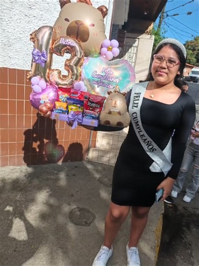 #regalospersonalizados #arreglosconglobos #viraltiktok #parati #capibara