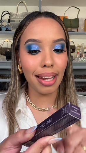 583K views · 7K reactions | What do you think？  more of the same 藍 we tried the black？#maketutorial #girl #cute #cutegirl #foryou #makeup #reels #makeuphack #fyp #fypシ | TIN68 | Facebook