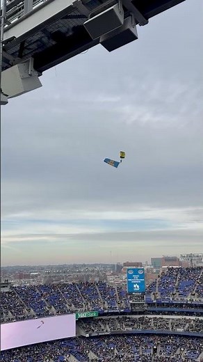 US Navy Leap Frogs at 2025 Army Navy Football Game