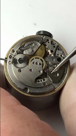 Disassembly of the WALTHAM WATCH Co SEVENTEEN 17 JEWELS UNADJUSTED movement ⚙️ #watch #watchservice