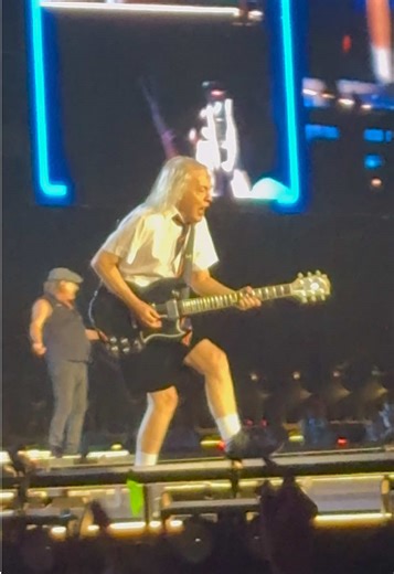 Experience AC/DC's Shoot To Thrill Live