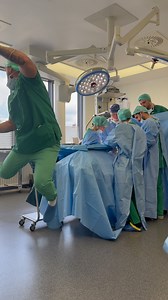 Ich glaube das war nicht so gut #ornurse #operationstechnischeassistentin #pflege #opschwester #oppflege #humor #medizin #arzt | Der_ Opbro