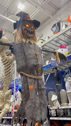 Facing off with the GIANT Scarecrow at Lowe’s!