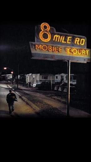 Da Shelter | Lyckety-Splyt vs B-Rabbit | 8 Mile Esta es la primera de las tres batallas de rap que tienen lugar hacia el final de 8 Mile. La batalla... | Instagram