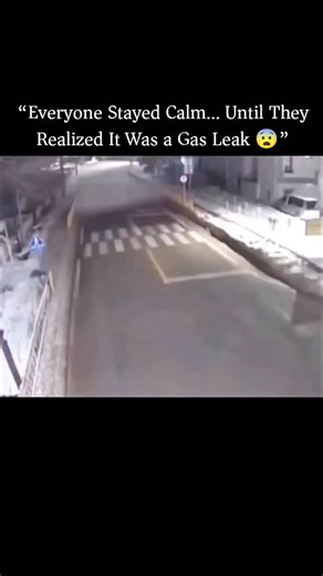 GLOBAL EXPLAINED on Instagram: "Most people see a weather phenomenon. A chemist sees a suspended bomb waiting for a spark. 🌫️💥 You are looking at a catastrophic "vapor cloud explosion." That low-lying white mist isn't fog; it is a massive leak of heavy gas—likely LPG or Propane—that has settled on the ground because it is denser than air. The driver unknowingly drove into a trap. The moment the car entered the cloud, its internal combustion engine became the detonator. The intake sucked in the