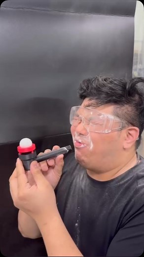 A mind blowing toy but only make sense if you prank someone else and not on yourself like this guy 😂 #prank blow pipe#lung capacity tester | Alan Wong