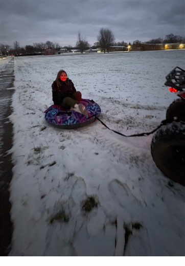 Inflatable Snow Tube ❄️ ⛄️ #snowtube #tubing #snow #sledding #sledhill