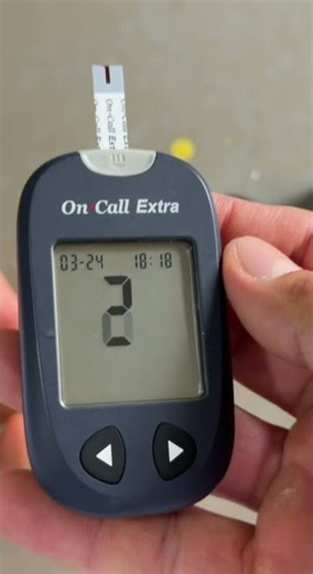 How to use a fingertip blood glucose meter #youtubeshorts #medicaleducation#Sugars#nursingskille