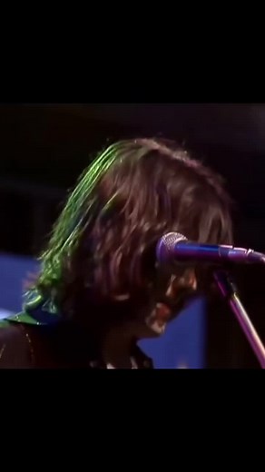 Credit to @slash Credit to @thelegendsofmusic Thin Lizzy (w/ Gary Moore on guitar) playing “Don’t Believe A Word” Live on the Old Grey Whistle Test in ’79 #Music #RockNRoll #HeavyMetal #ThinLizzy #PhilLynott #DarrenWharton #BrianDowney #JohnSykes #ScottGorham #GaryMoore iiii]; )'