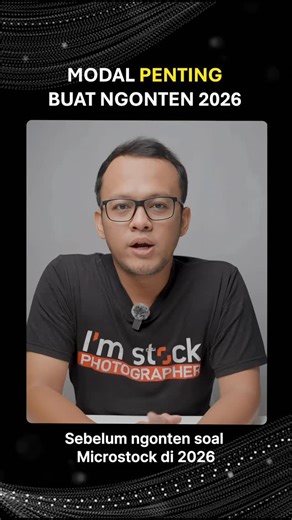 Reezky Pradata S. | Shutterstock Contributor on Instagram: "2026 bakal jadi tahun yang makin rame buat microstock. Bukan cuma soal foto, tapi video, talking head, voice over, sampai konten harian. Makanya sekarang gw lebih milih gear yang ringkas, praktis, tapi audionya aman. Saramonic Air ini wireless, tinggal clip, langsung rekam — nggak ribet setup. Secara fitur juga kepake banget buat workflow konten: ✔️ Noise cancel ✔️ 90 dB SNR → suara lebih dominan dari noise sekitar ✔️ 120 dB SPL → suara