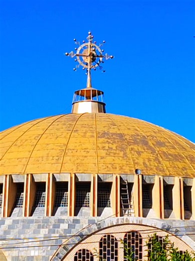 Axum Tsion Mariam ⛪ Visit Axum St. Mary’s Church with the top Axum tour operator and expert local guide for a meaningful and unforgettable experience. #AxumTravel #StMaryOfZion #EthiopiaHeritage #CulturalTour #sycamoreethiopiatours