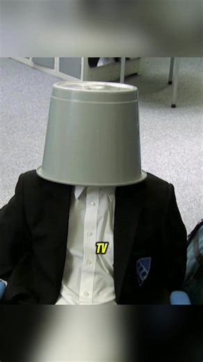 Exploring the Humor of Fear in London: A Will McKenzie Perspective