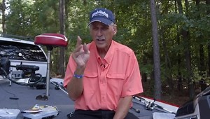 Here’s some frog fishing tips for y’all from one of last years episodes. You can catch the full episode tomorrow if y’all head over to my YouTube channel Hank Parker’s outdoor magazine. #frogfishing #fishingtips #bassfishing #berkley #lews #rangerboats #minnkota #humminbird #mercurymarine #solarbatsunglasses #yeticoolers | Hank Parker