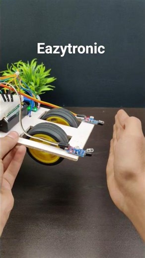 Obstacle Avoiding Robot Car without Arduino #arduinoideas #arduinoprojects #arduinotutorials