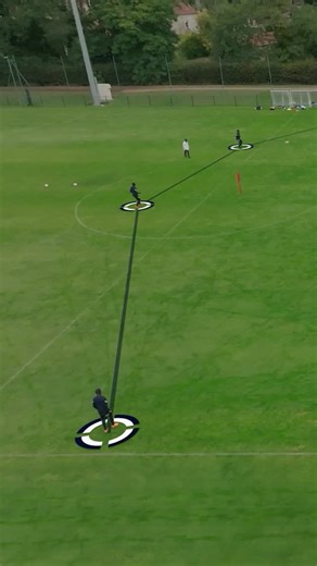 FIFA Training Centre on Instagram: "Gain fascinating insight into France U17s as they practise unopposed movement and passing patterns during their training camp. Organisation: 🟡 Organise 10 players in a 4-3-3 formation. 🟡 Arrange 10 mannequins in a 4-2-3-1 system. 🟡 The exercise is performed on half a pitch. Explanation: 🟡 One centre‑back passes to the other. 🟡 The centre‑back plays the ball to the defensive midfielder, who turns and finds the central midfielder. 🟡 The central midfielder 