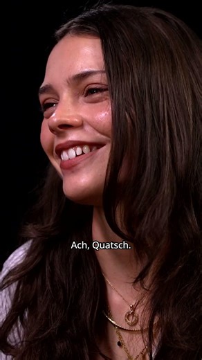 EMMVEEs Reaktion auf Schärfe: Schwitzen 💧