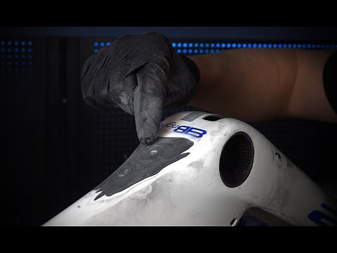 How to repair carbon fiber bike frames