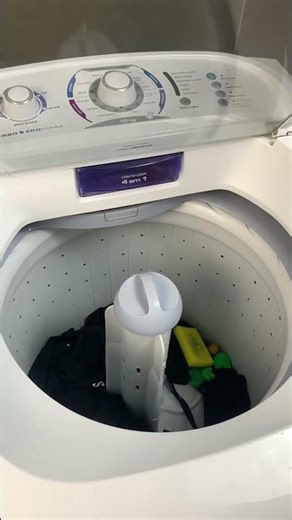 Put a Sponge in the Washing Machine — Say Goodbye to Lint on Your Clothes!
