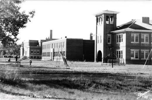 On this day in history, December 18, 1947, the @PowellTribune reported a large majority passed a half-million dollar bond for more school facilities to relieve overcrowding. During PHS Alumni weekend, the Homesteader Museum presented a powerpoint on the history of the Powell schools. Through much research, in 1947, an educational planning committee recommended that the district build a new elementary school on the west side of town (Parkside), a new gymnasium, and an athletic field. Photograph f