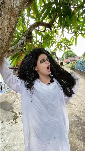 Kuntilanak merah malah ketiduran #funny #comedy #lucu #kuntilanak #cosplay #humor #hiburan #shorts