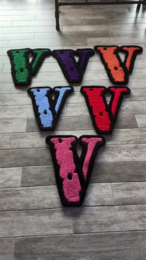 V’s . . . #art #trending #viral #julz #fyppppppppppppppppppppppp