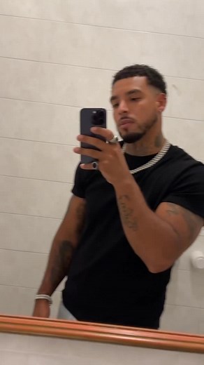 Video di Brayan 🦍 (@bra.jvc) con DILEMMA NELLY FT KELLY ROWLAND - officialsoundsldn❤️‍🔥.