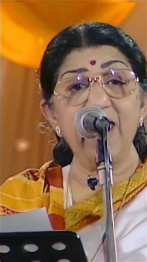 dil diwana lata mangeshkar performance #latamangeshkar #salmankhan #viralvideo #viralshorts